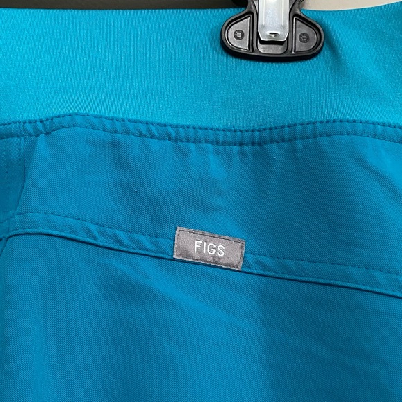 Figs women’s kade pacific blue cargo scrub pants - Picture 5 of 7